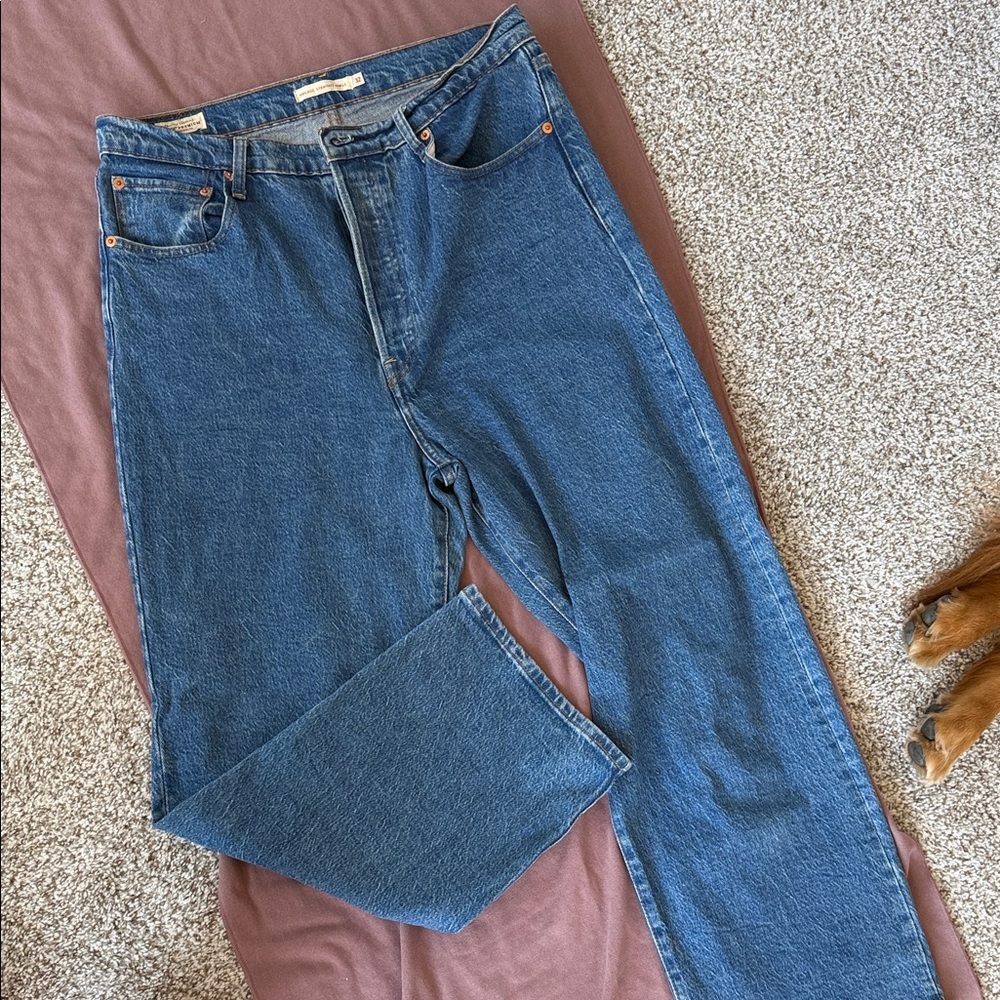 Levi’s Classic Blue Women's Jeans
